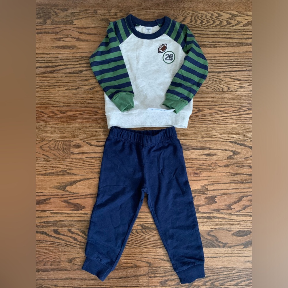 NWT Carters 2T set